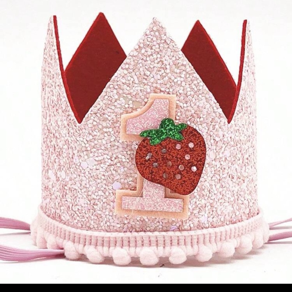🍓🎀Berry first birthday Outfit and decor! 🎀🍓 - Picture 3 of 14